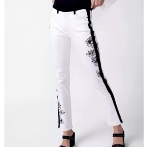 WHBM White Pants with Black Floral embroidered Design high rise straight size 2